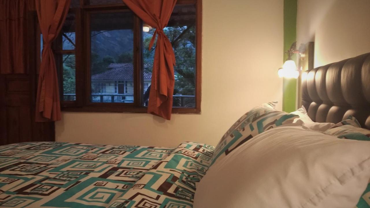 Hostal & Spa Casa Real 바뇨스 외부 사진